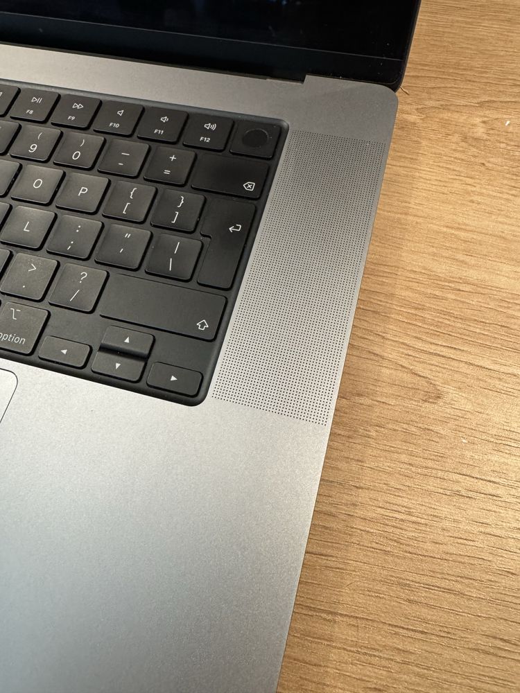 MacBook 16” Pro M1