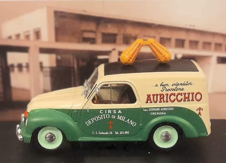 Fiat 500C Furgoncino - Auricchio (1951) 1:43 Ixo/Altaya