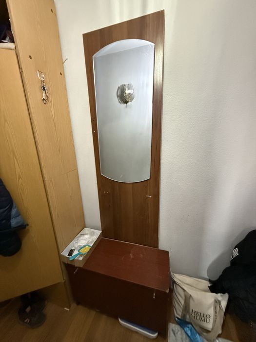 Консоль с зеркалом