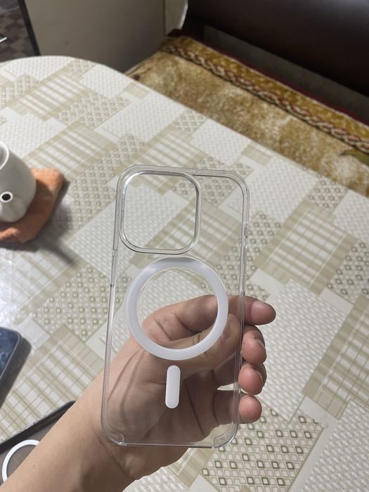 Оригинальный чехол MagSafe на айфон 15 про