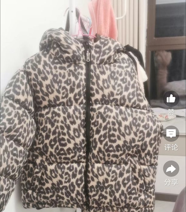 Куртка на девочку