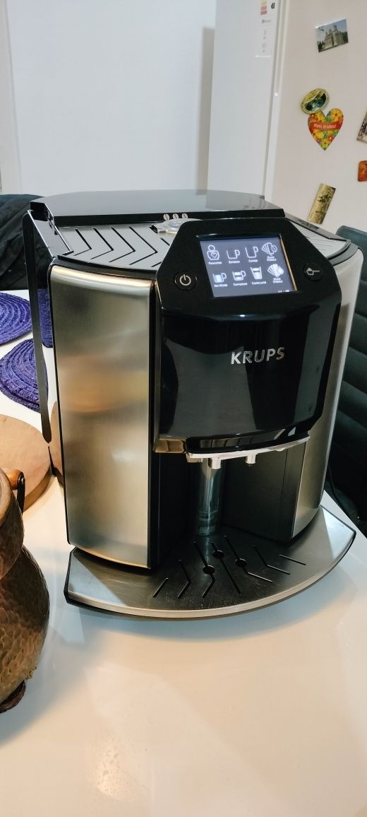 Espressor automat Krups EA907d31