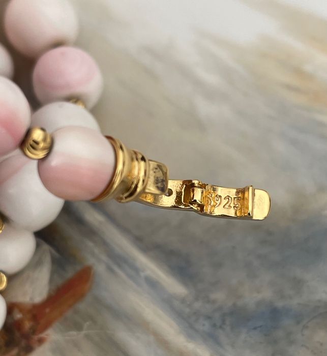 Колие  коралова огърлица   от ангелска  кожа