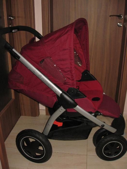 Чисто нова Maxi Cosi Mura Plus 3 Robin Red 2 в 1 с кош за новородено