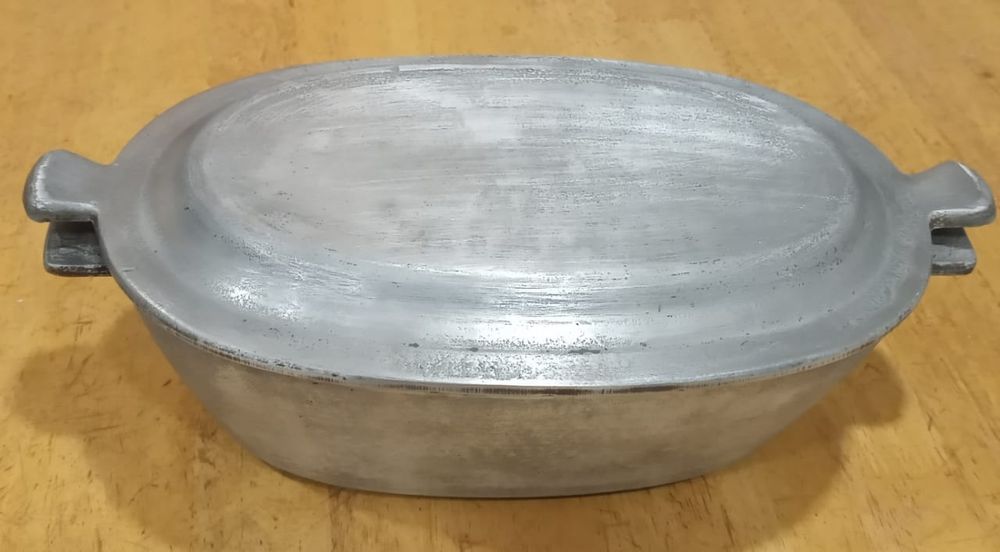 Жаровня-утятница б/у 2,8 л