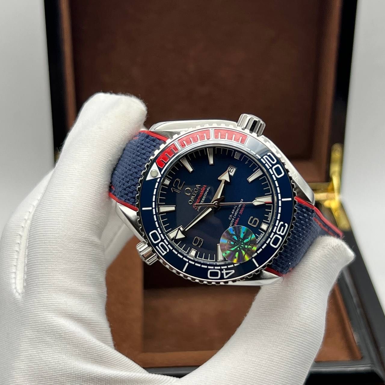 Omega Seamaster Planet Ocean Blue-Red