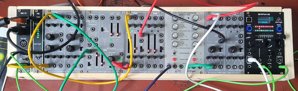 sistem sintetizator /synth/ modular, module eurorack