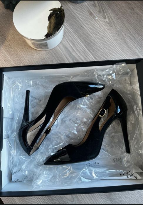 Pantofi cu toc Fioretti