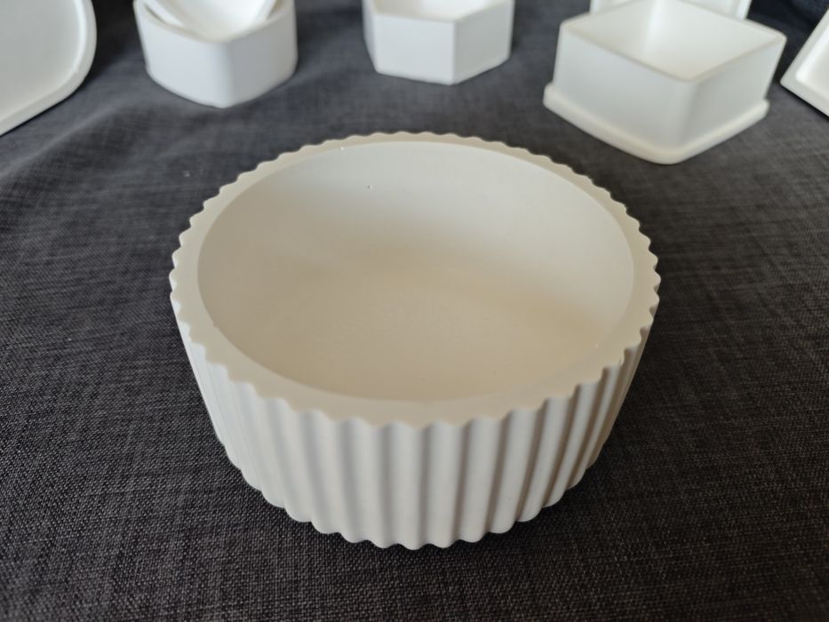 Керамични кашпи различни модели