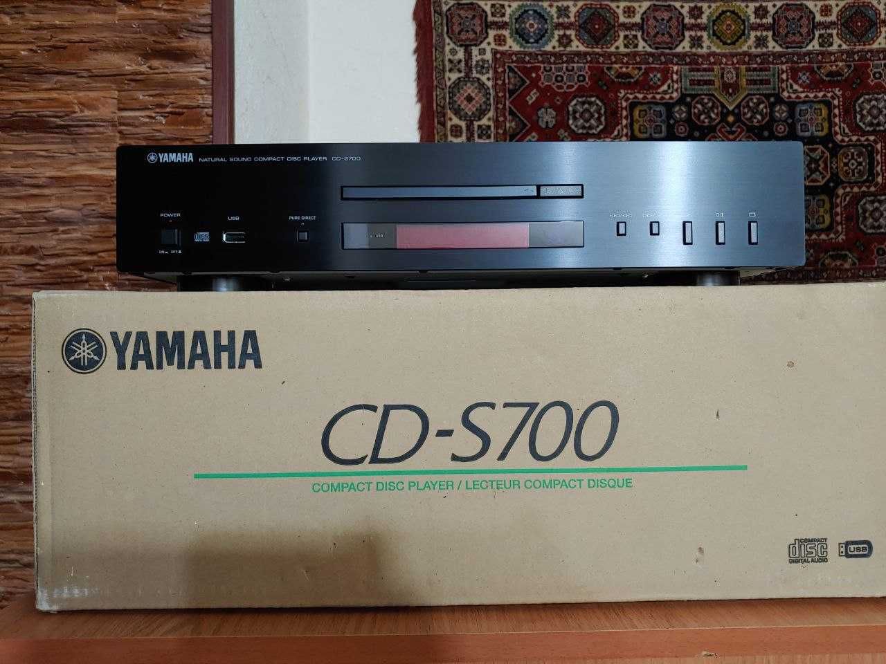 CD плейер Yamaha CD-S 700 в отличном состоянии