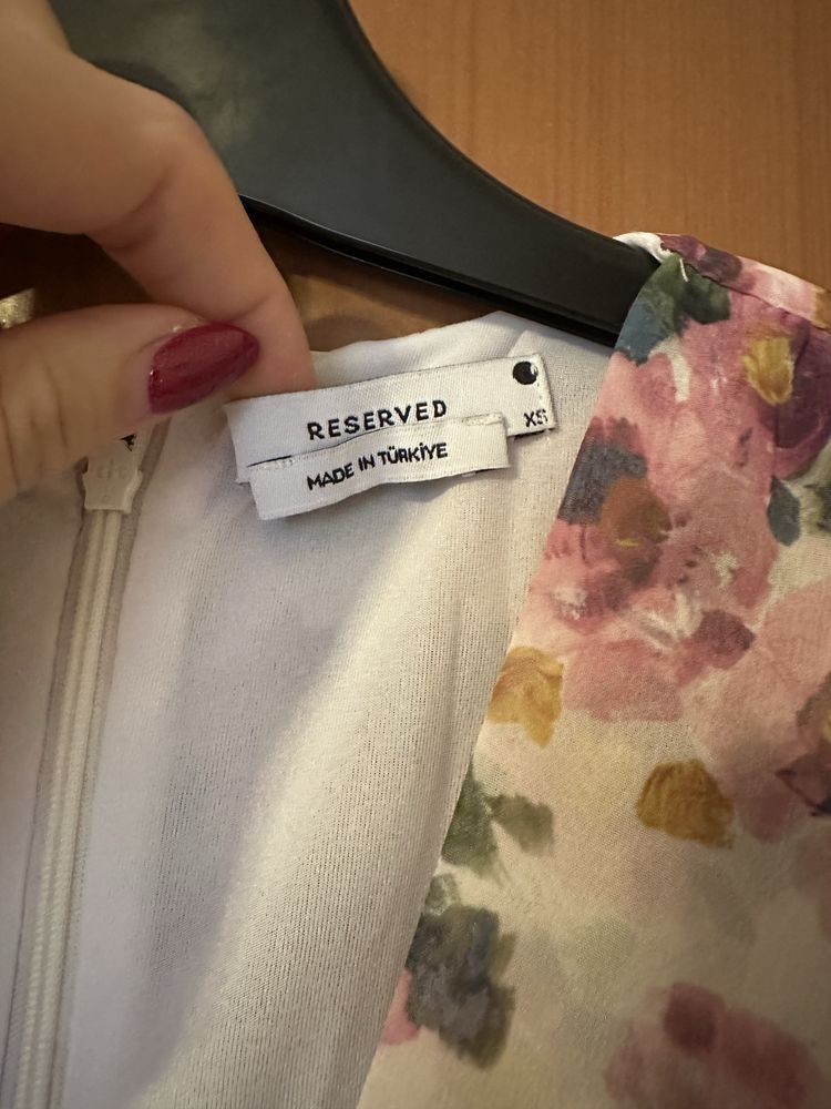 Дамска рокля Reserved