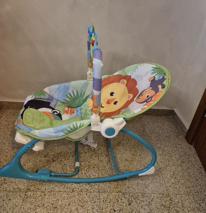 Детски шезлонг с музика и вибрация