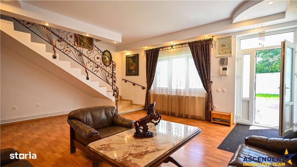 FILM & 3D! Casa adaptabila, 250 mp teren, loc parcare, Central, Brasov