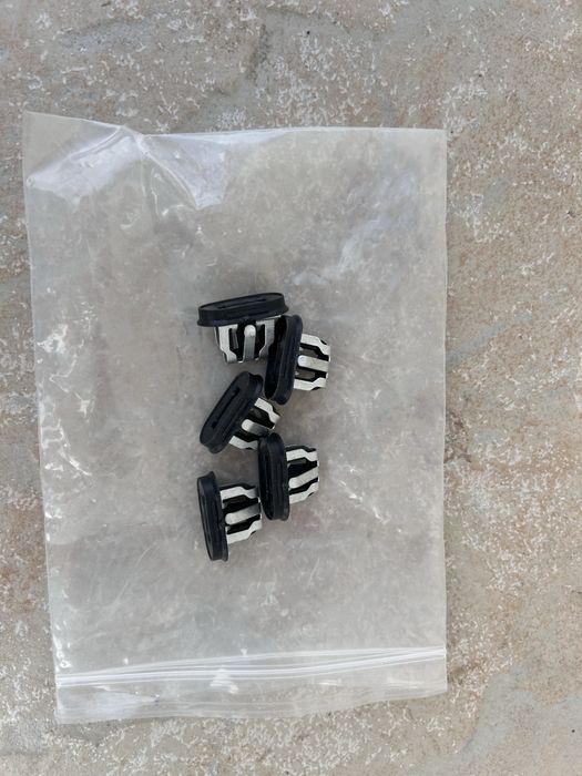 Tesla тесла модел 3 фиксиращи скоби части за предница