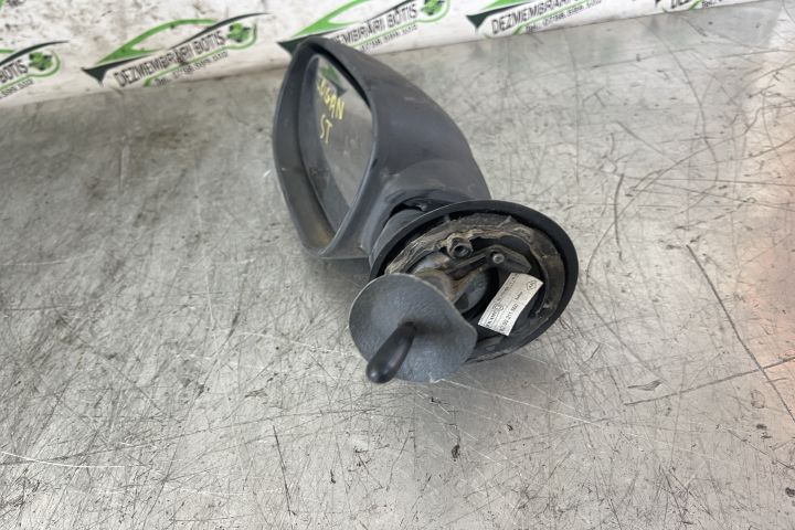 Oglinda stanga manuala E20103017 / E2 0103017 Dacia Logan prima gener