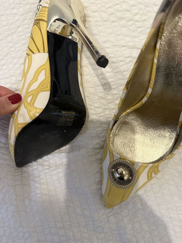 Versace токчета със удобен свод и без