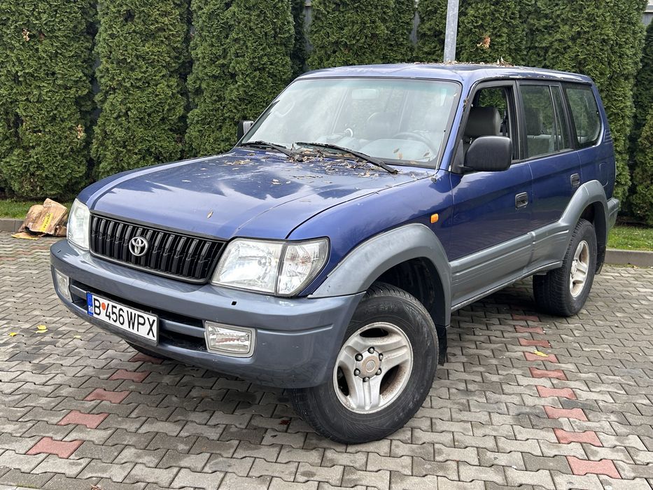 Toyota Land Cruiser 2000 3.0l diesel 4*4 7 locuri stare f buna