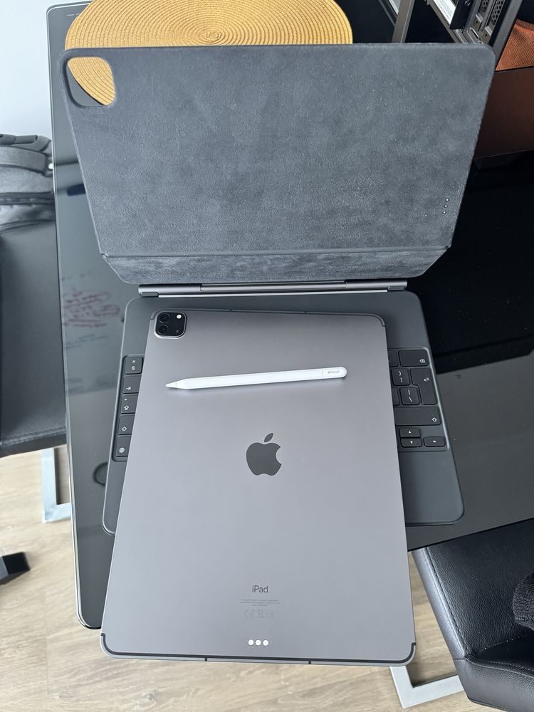 Ipad pro 12.9 5th generatio 128Gb