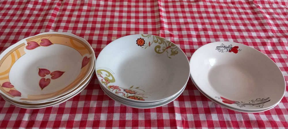 Порцеланови чинии