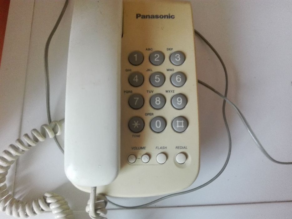 Стари стационарни телефони - 4 броя .