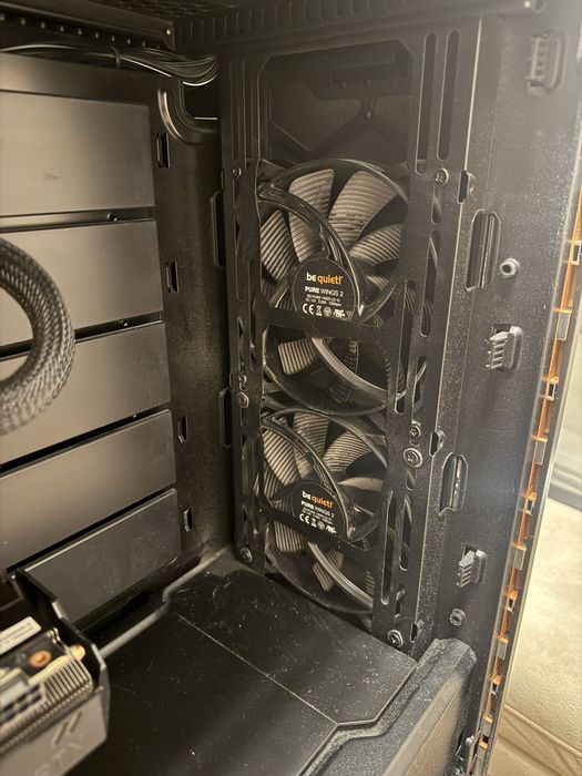 Гейминг компютър 32GB RAM / RTX 2070 Super / Ryzen 5 3600X - София