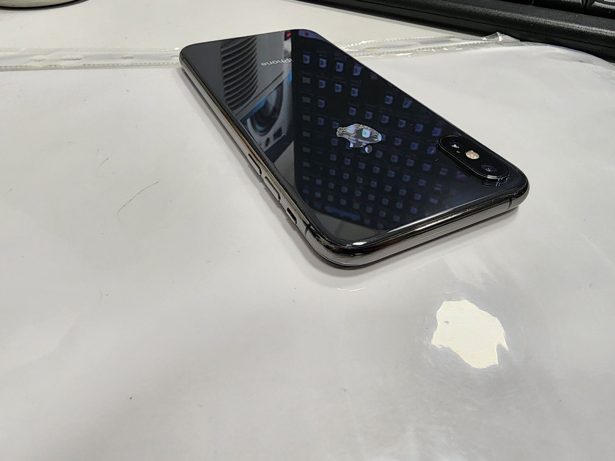 Iphone XS LL/A Black 64GB Ideal Face yoq shu Srochna