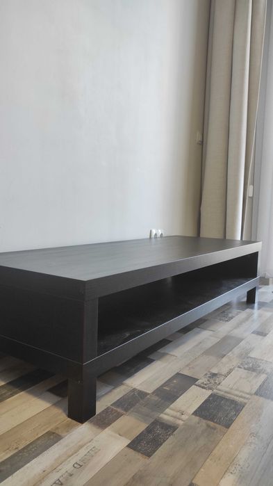 Маса за телевизора