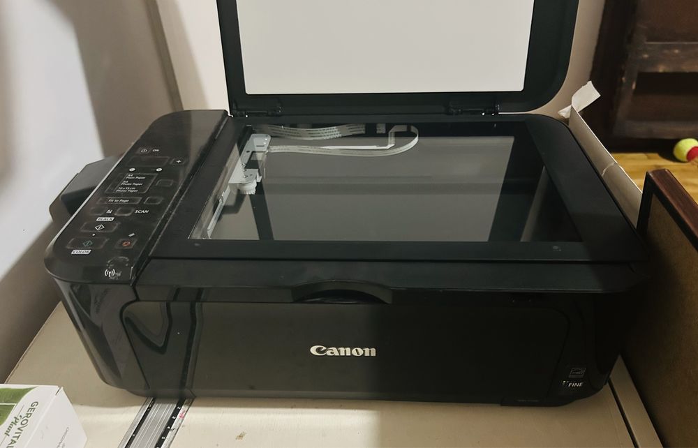 Imprimanta color cu scanner Cannon  Pixma Mg3150