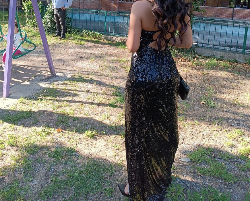 Официална рокля с пайети