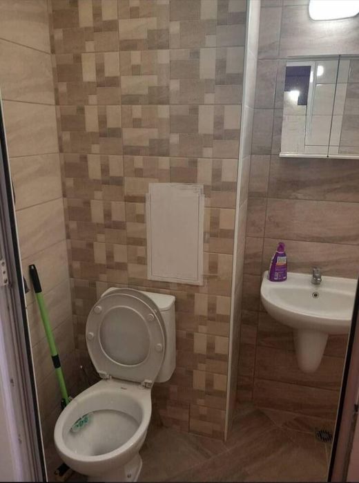 Дава се под наем Едностаен апартамент в Бургас, Славейков - 40 кв.м за 306 € - Снимка #3