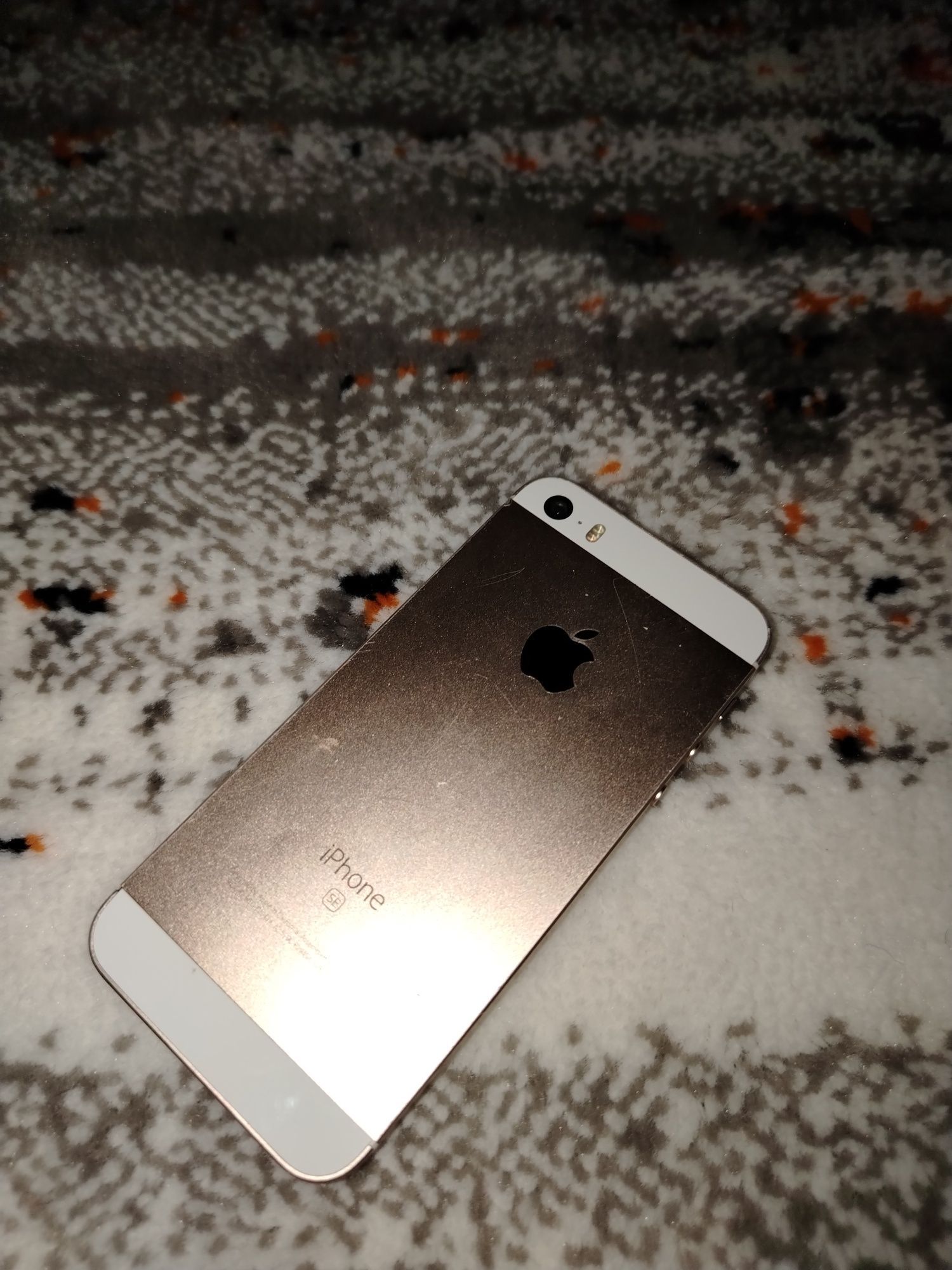 Iphone 5se gold 16gb