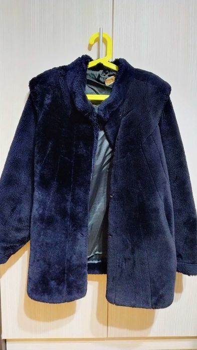 Haina blana naturala, vintage, nurca, marimea 50