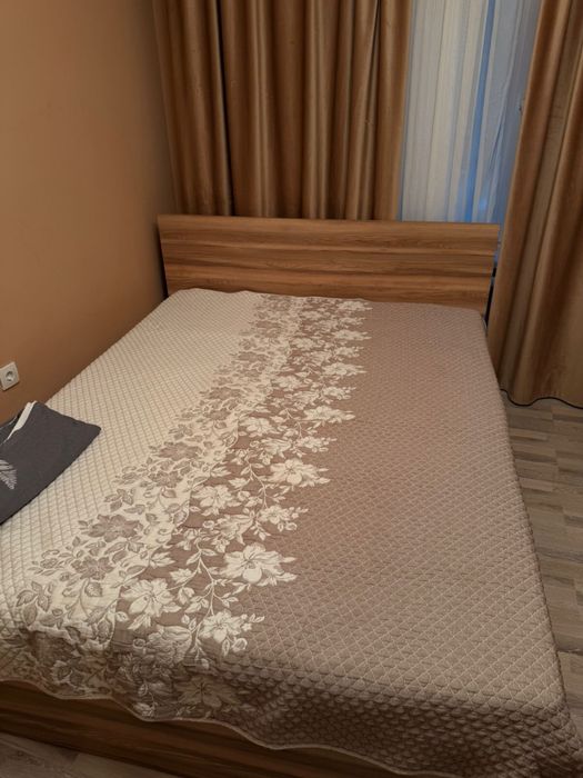 Продается кровать в хорошем состояний