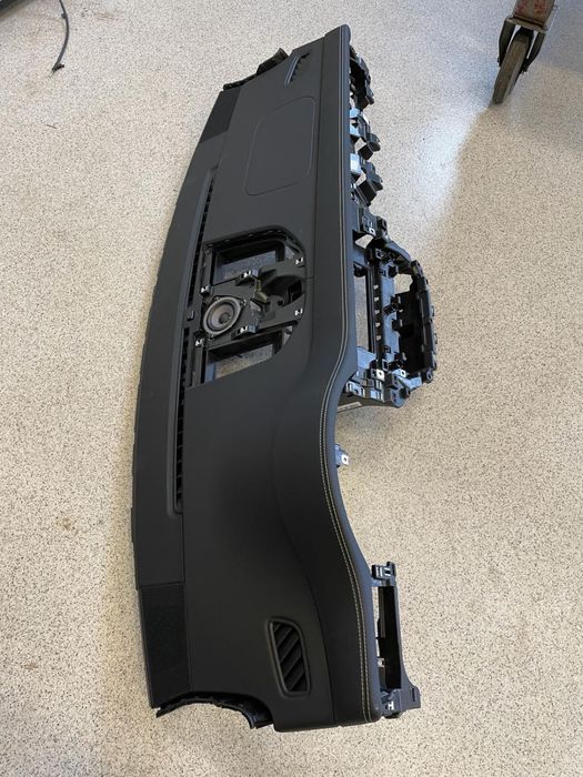 Plansa bord porsche macan 2021