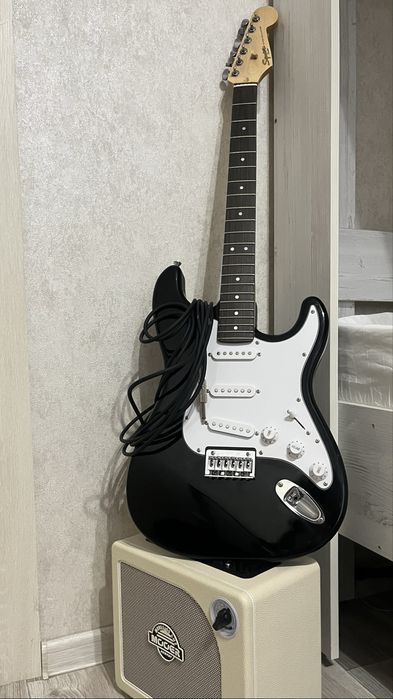 Электро гитара Squier by Fender