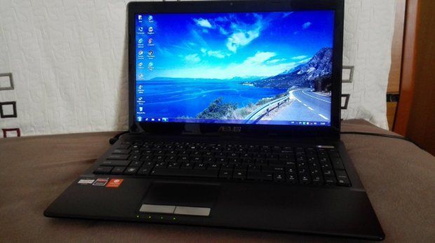 Display pentru laptop 15.6inch LCD model cu invertor