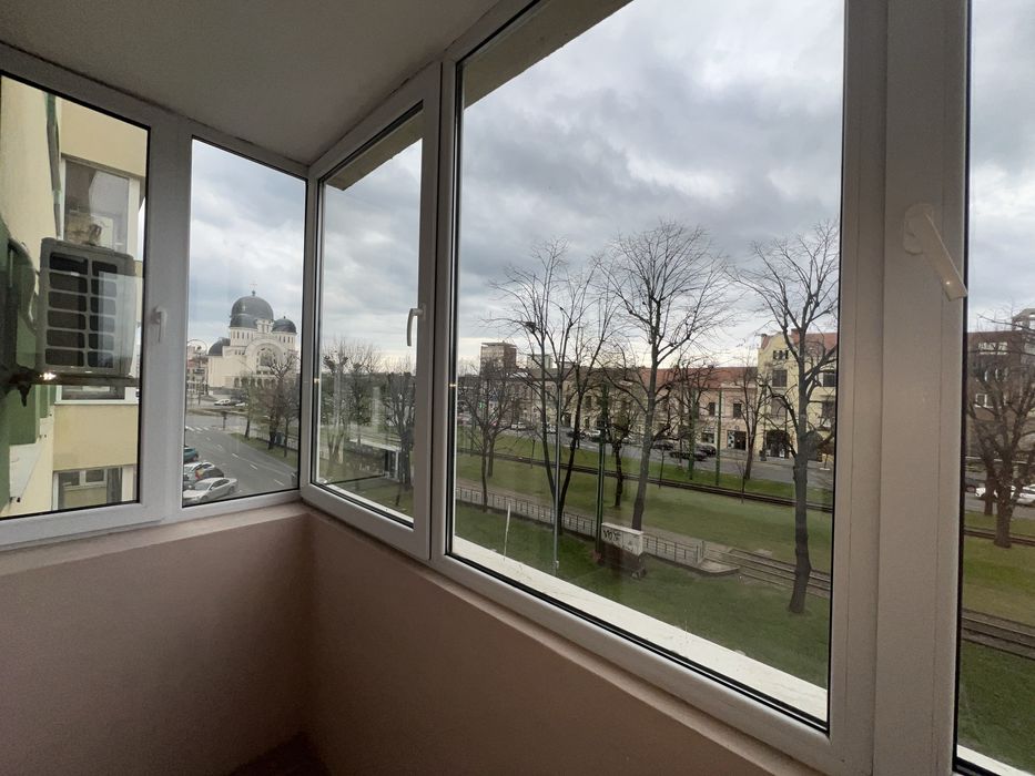 Apartament 3 camere zona Podgoria,Bloc izolat