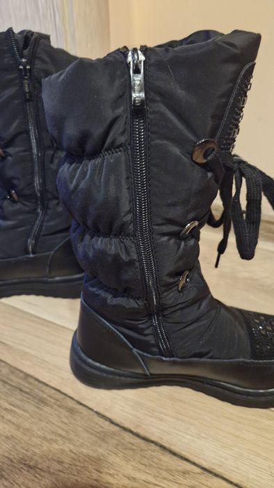Дамски зимни ботушки