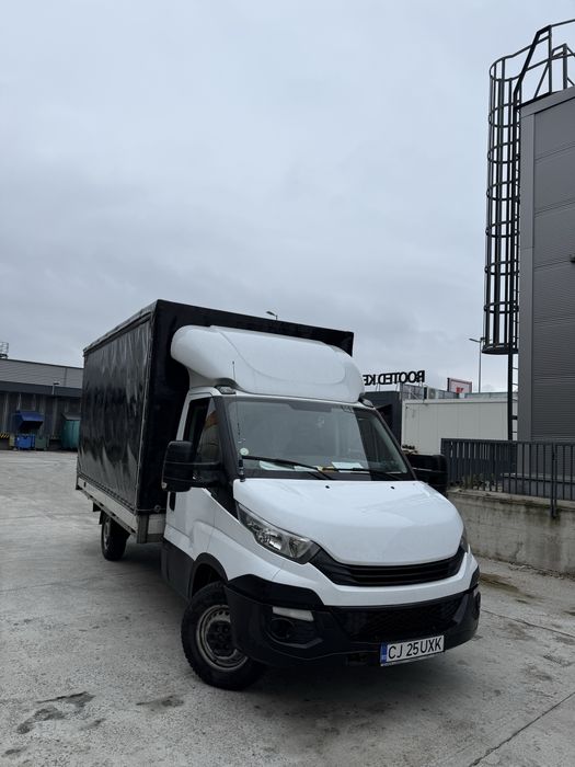 Vand Iveco cu prelata