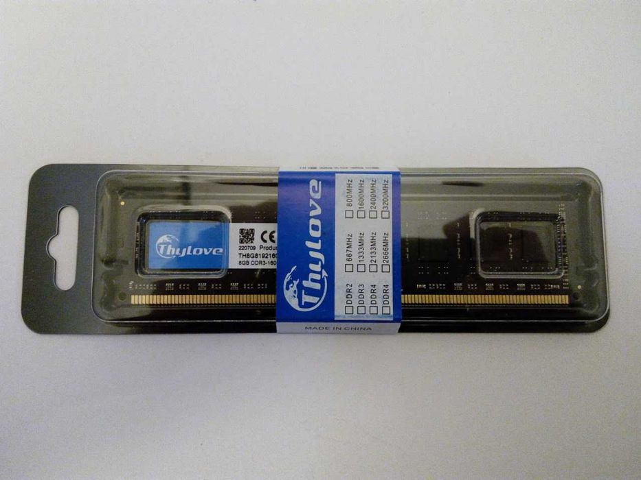 Оперативная память DDR3 8 Gb 1600Mhz запечатанная.