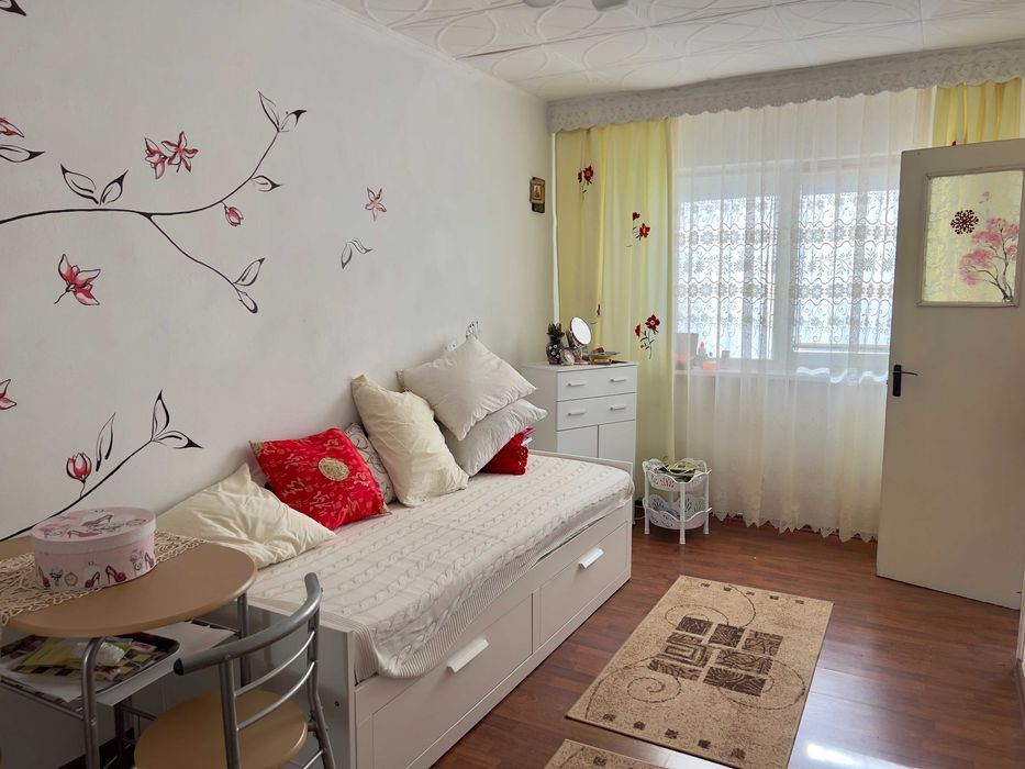 Garsoniera de vanzare (Maratei, Piatra Neamt) - Etajul 1
