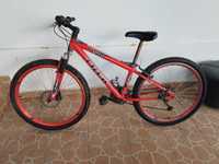 Bicicleta MTB Trek 4500