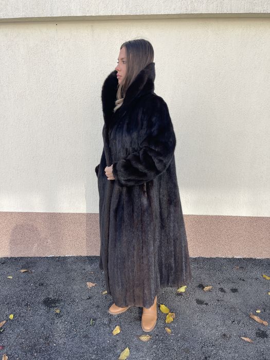 Haina lunga din blana naturala de vizon