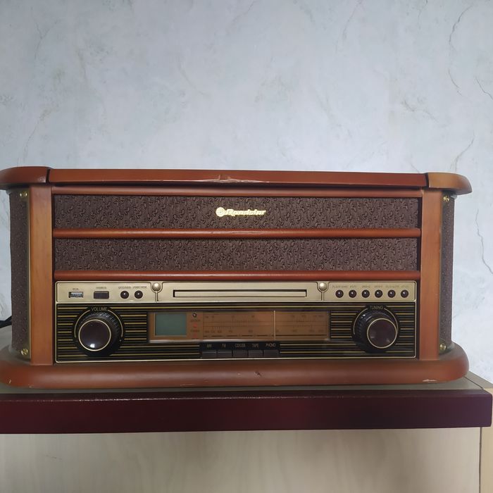 Радио/CD/грамофон Roadstar