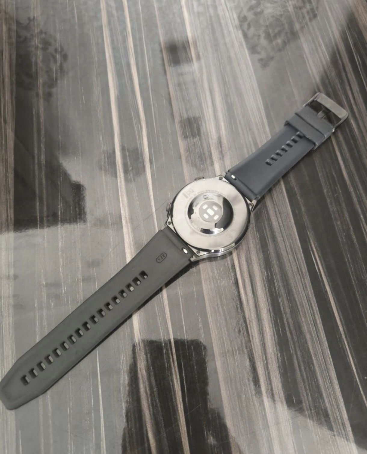 Продам часы HUAWEI WATCH GT 2 PRO-FBD в идеальном состояние