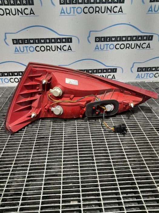 Stop Stanga AUDI Q5 2008 - 2012 SUV 4 Usi (1089) Bec clasic 0945093