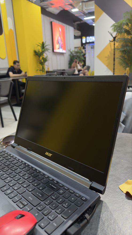 Acer Aspire 7 (A715-75G)