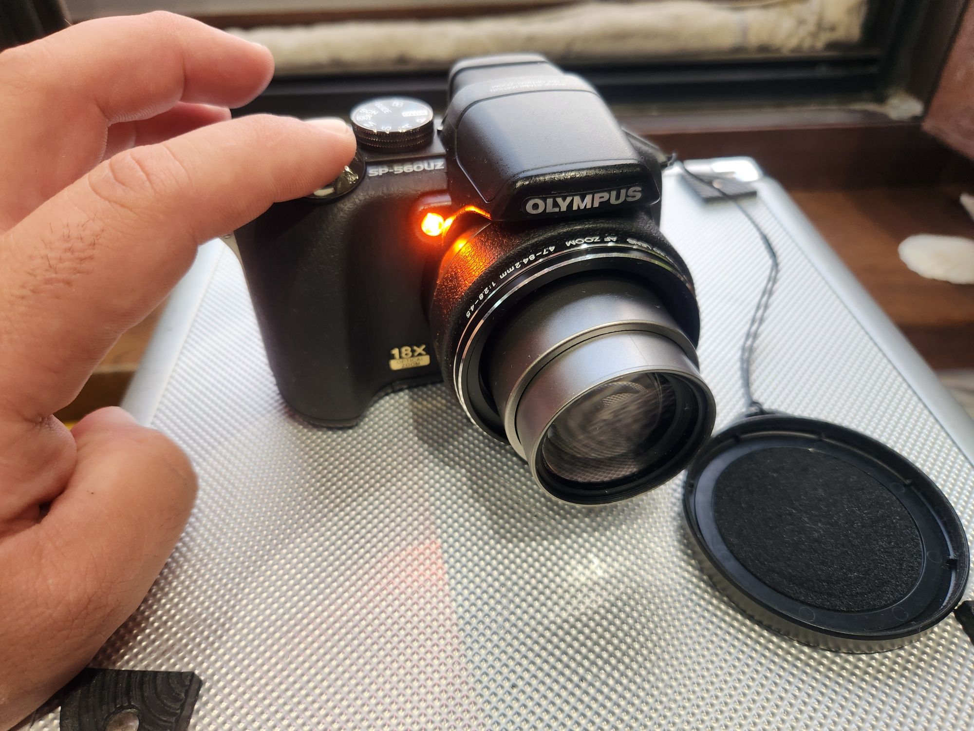 Olympus SP-560 UZ