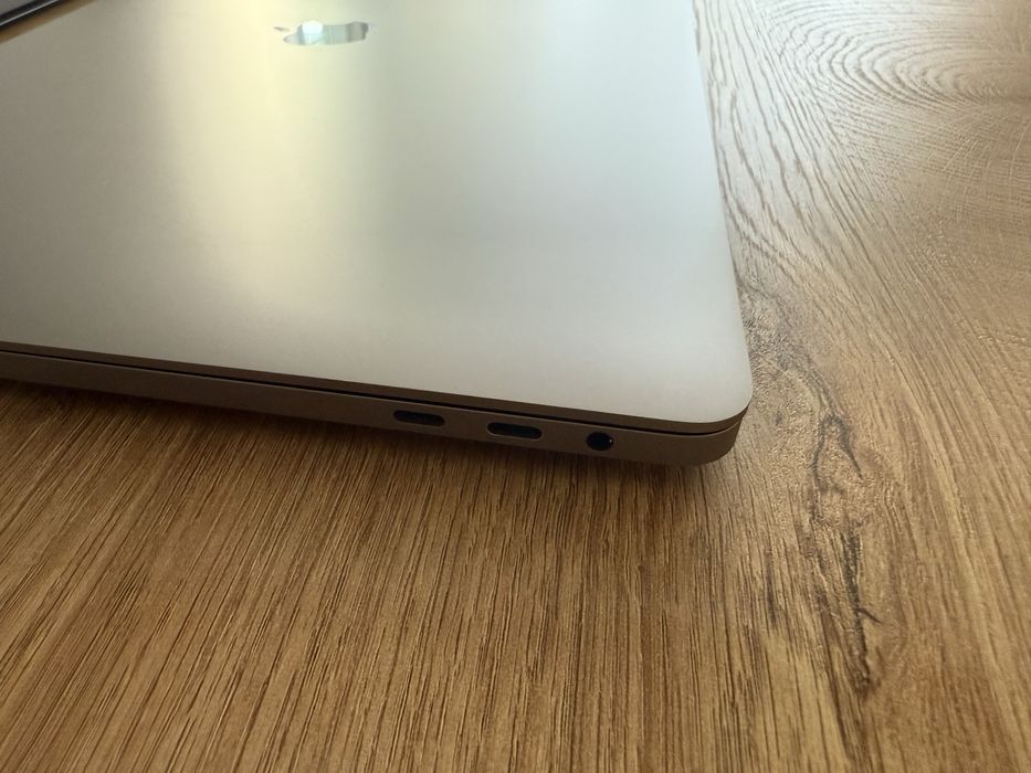 MacBook Pro 16" i7 32GB 512GB 2019г. Гаранция