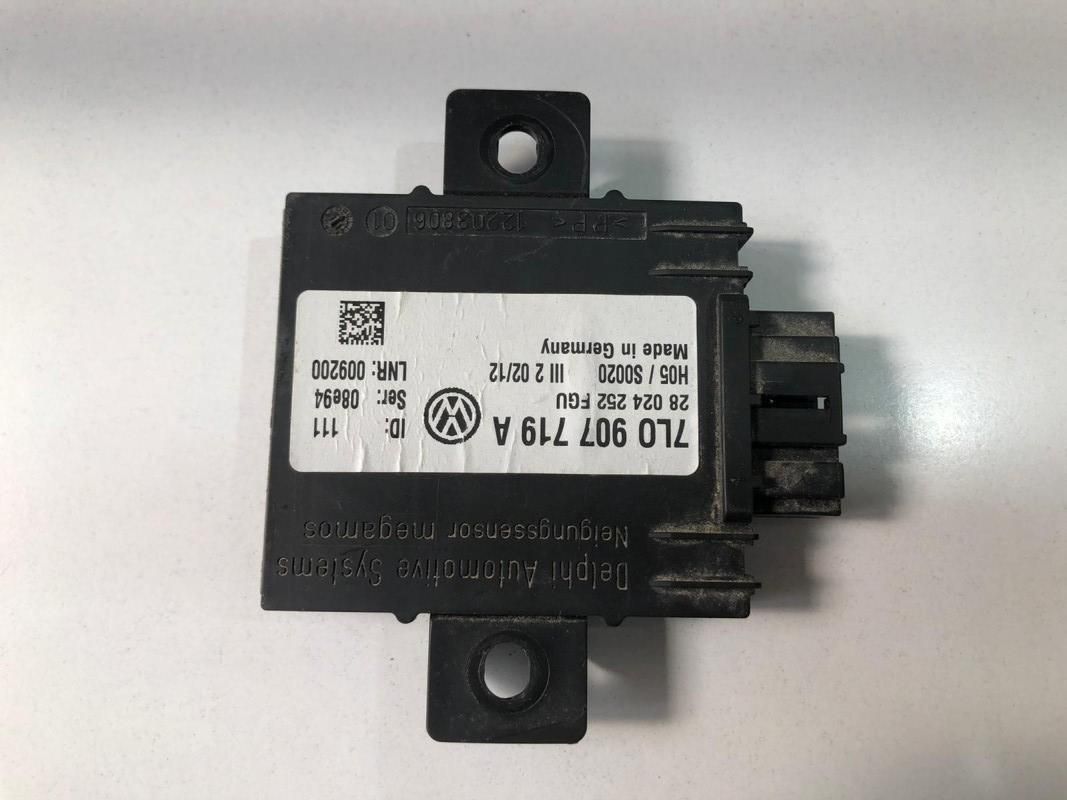 Calculator senzor alarma Volkswagen Touareg (2002-2006) 2.5 tdi 7l0907719